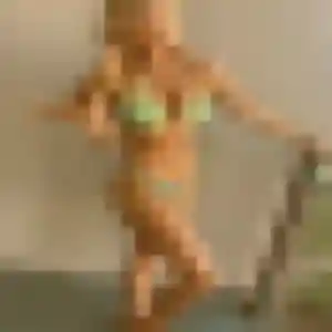Natacha, 34 ans, en ligne à Le Conquet pour un plan cul