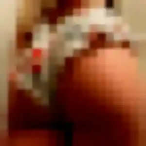 Anne-Sophie, 35 ans, connectée à Le Loroux-Bottereau pour une rencontre coquine