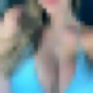 Charmante Agnes, 27 ans à Le Manoir - voir sa photo