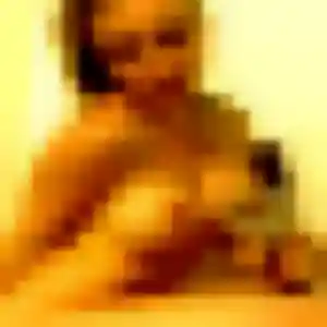 Jeanne, 34 ans, disponible à Le Minihic-sur-Rance pour une rencontre coquine