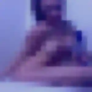 Oumaima, 27 ans, cherche un plan cul à Le Russey