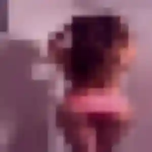 Photo de Typhaine à Le Vieux-Marché (36 ans) - plan cul anonyme