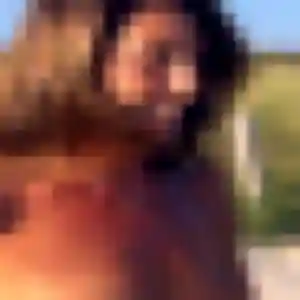 Photo de Aisha à Leigné-les-Bois (26 ans) - plan cul discret