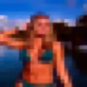 Hilary, 34 ans, disponible à Les Achards pour une rencontre coquine