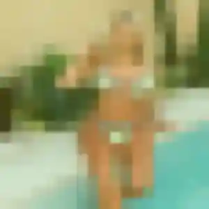 Contacte Jihane, 23 ans à Les Assions gratuitement