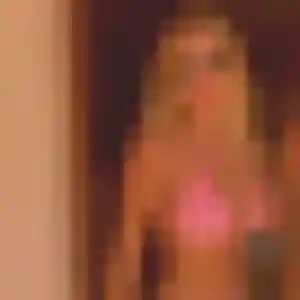 Rencontre Amandine, 35 ans à Les Baux-Sainte-Croix en privé