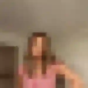 Photo de Blandine à Les Déserts (35 ans) - plan cul sans inscription