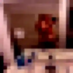 Photo de Rania à Les Éparres (42 ans) - plan cul anonyme