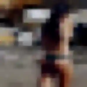 Helena (23 ans) à Les Mureaux attend une rencontre rapidement