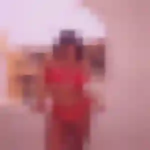 Julie, femme de 32 ans cherche plan cul à Les Touches