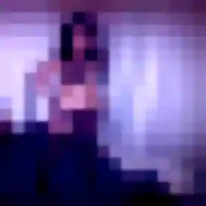 Fleur, 33 ans, connectée à Lesches pour une rencontre coquine