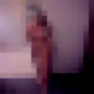 Elvire, fille de 31 ans veut plan cul à Lespignan
