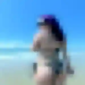Photo de Alexandra à Lestiac-sur-Garonne (27 ans) - plan cul anonyme