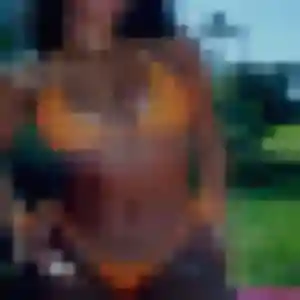 Wahiba, 34 ans, disponible à Levroux pour une rencontre coquine