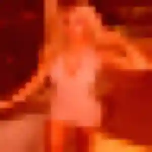 Karine (22 ans) à Lindry cherche un plan cul maintenant