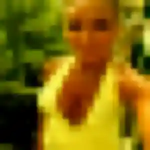 Charmante Uranie, 33 ans à Lissac-et-Mouret - voir sa photo