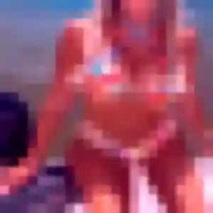Sexy Rachida, 24 ans à Locquénolé - la contacter