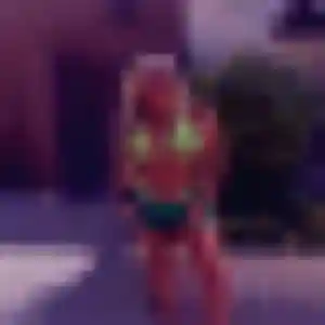 Découvre Marie-Cecile, 24 ans à Loisy-sur-Marne en privé