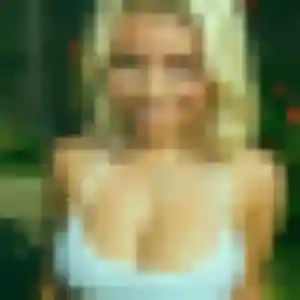 Ulrike, femme de 26 ans propose plan cul à Lorgies
