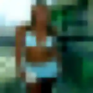 Natacha, 34 ans, en ligne à Loudéac pour une rencontre coquine