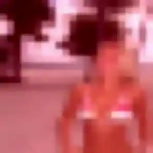 Profil de Alienor à Louvigné-de-Bais (24 ans) - plan cul anonyme