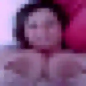 Lola, femme de 42 ans veut plan cul à Luceau