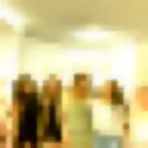 Contacte Yvonne, 28 ans à Lurcy-Lévis en privé