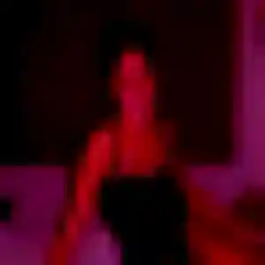 Rejoins Ninon, 30 ans à Malaunay en privé