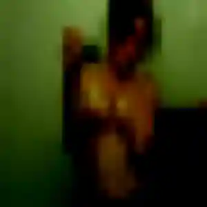 Caroline (35 ans) à Malintrat cherche un plan cul maintenant
