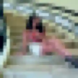 Brune, fille de 34 ans veut plan cul à Malling
