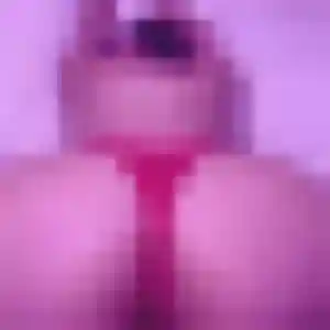 Ingrid, 45 ans, en ligne à Manthes pour une rencontre coquine