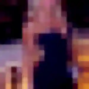 Contacte Amel, 27 ans à Maransin en privé