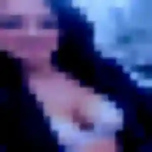 Découvre Zoe, 26 ans à Marcoing en privé