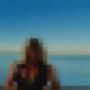 Photo de Violette à Marigny-Le-Lozon (33 ans) - plan cul discret