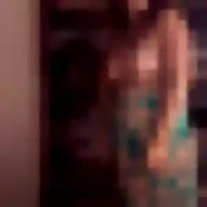 Alice, femme de 24 ans propose plan cul à Maurecourt