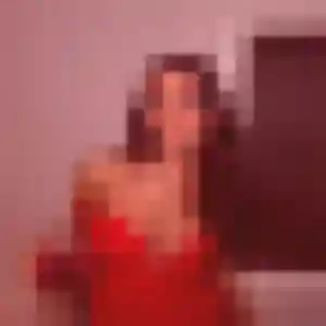 Charmante Elena, 27 ans à Maxilly-sur-Léman - voir sa photo