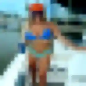 Hilary, 43 ans, en ligne à Mazet-Saint-Voy pour une rencontre coquine