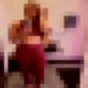 Noura, 35 ans, dispo pour plan cul à Mazières-en-Gâtine
