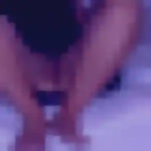 Photo de Karima à Meaulne-Vitray (26 ans) - plan cul anonyme