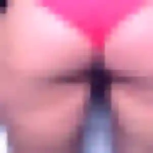 Djamila, 34 ans, disponible à Meauzac pour un plan cul
