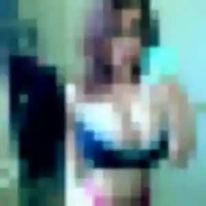 Joanne, 30 ans, en ligne à Méjannes-lès-Alès pour une rencontre coquine