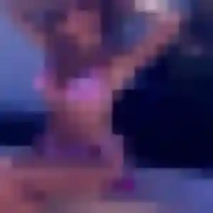 Lilou, femme de 26 ans cherche plan cul à Merceuil