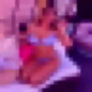 Oumaima (22 ans) à Meslay-du-Maine attend une rencontre ce soir