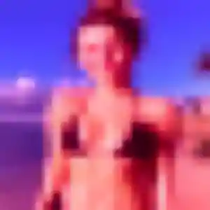Karen, 27 ans, disponible à Mézangers pour une rencontre coquine