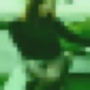 Zoe (22 ans) à Molles cherche une rencontre ce soir