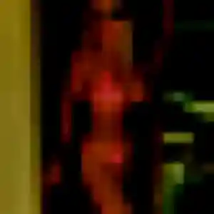 Mia (36 ans) à Montacher-Villegardin attend une rencontre rapidement