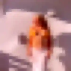 Madeleine, 32 ans, connectée à Montblanc pour une rencontre coquine
