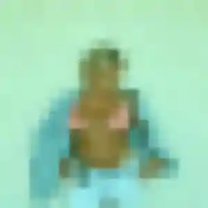 Clementine, femme de 28 ans cherche plan cul à Montdragon
