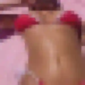 Deborah, 31 ans, dispo pour plan cul à Montdragon
