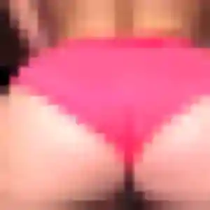 Josiane, 35 ans, dispo pour plan cul à Montgailhard